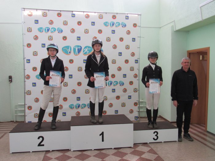 Открытый чемпионат и первенство Гомельского ОЦОР по прикладным видам спорта по конному спорту 11 мая