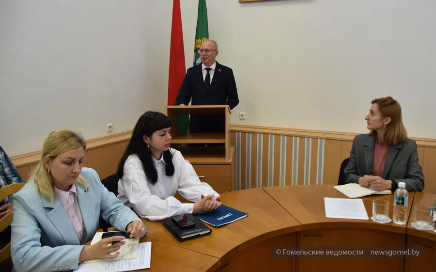В Гомеле ярко презентовали перспективы для молодёжи _ Гомельские ведомости 19.06.2025